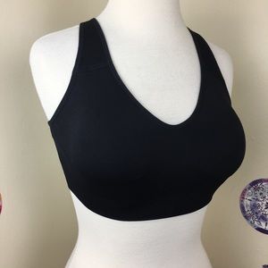 🎈Sale 🎈2 for $10 Puma black sports bra active wear criss cross back size small